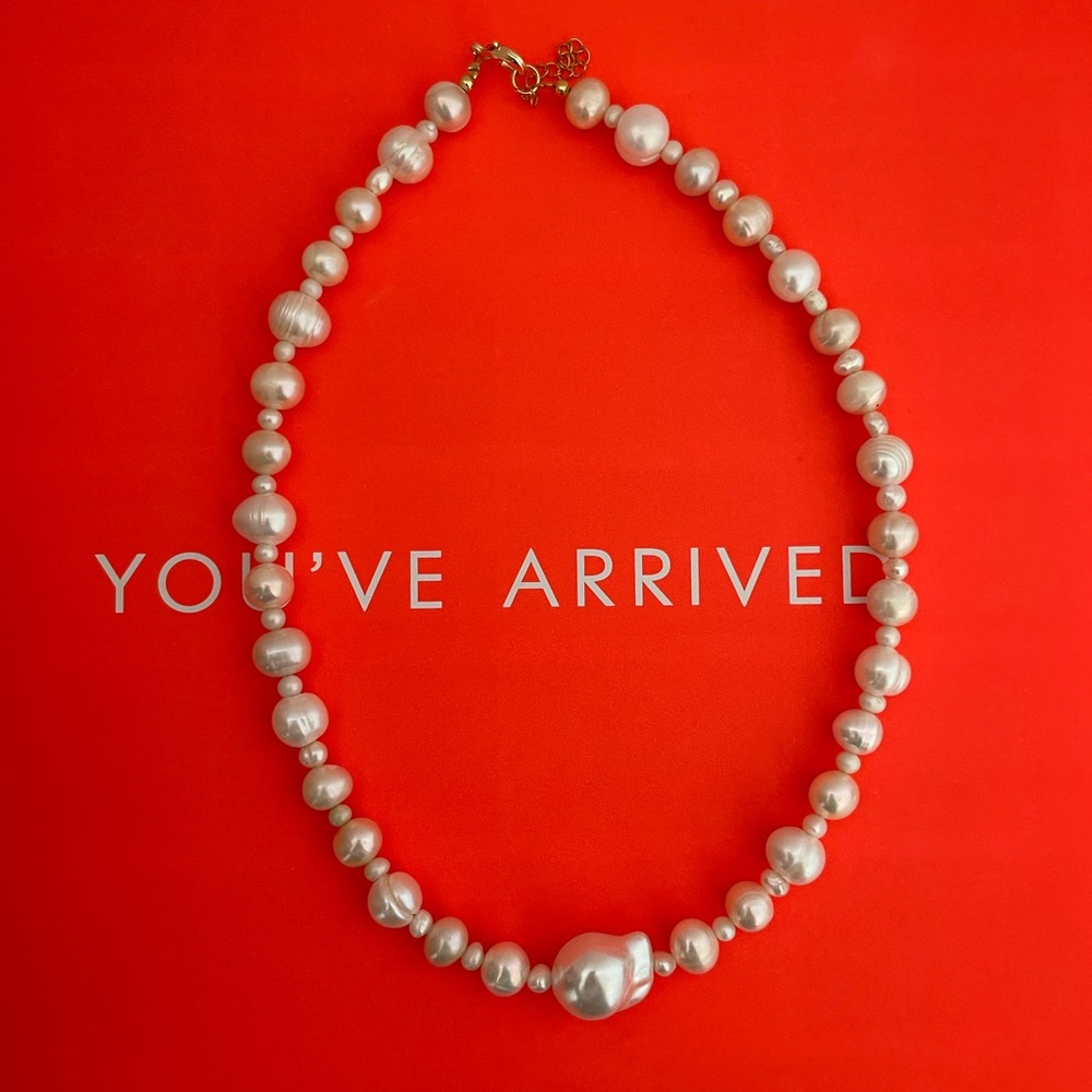 NWOT Pearl Necklace